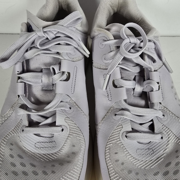 Lululemon Strongfeel Trainers Athletic Shoes Womens Light Lilac Size 10 Workout - Picture 3 of 12